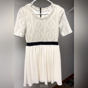 Monteau Los Angeles dress size Medium